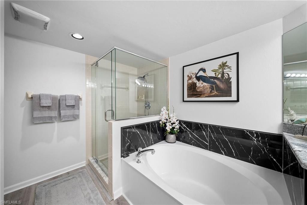 4250 Lake Forest Dr , Unit 311, Bonita Springs, FL 34134 Photo
