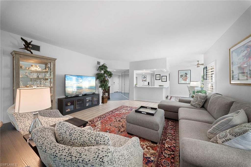 4250 Lake Forest Dr , Unit 311, Bonita Springs, FL 34134 Photo