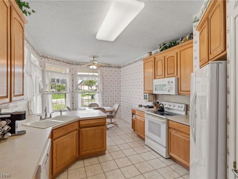 10490 W Ravine View Court, North Royalton, OH 44133 Photo 13
