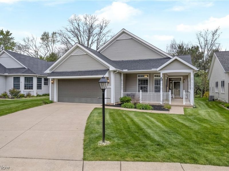 10490 W Ravine View Court, North Royalton, OH 44133 Photo 2