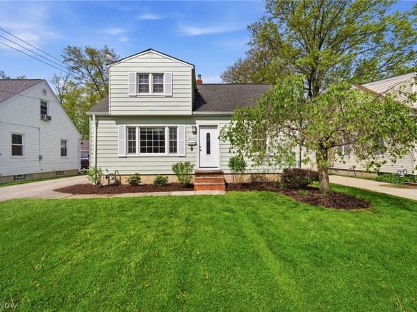 4276 Grove Avenue , Willoughby, OH 44094