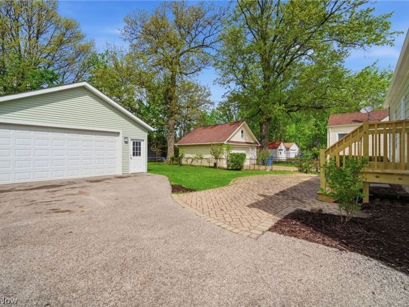 4276 Grove Avenue, Willoughby, OH 44094 Photo 26