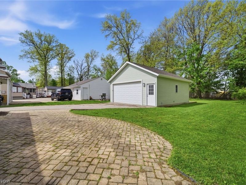 4276 Grove Avenue, Willoughby, OH 44094 Photo 27