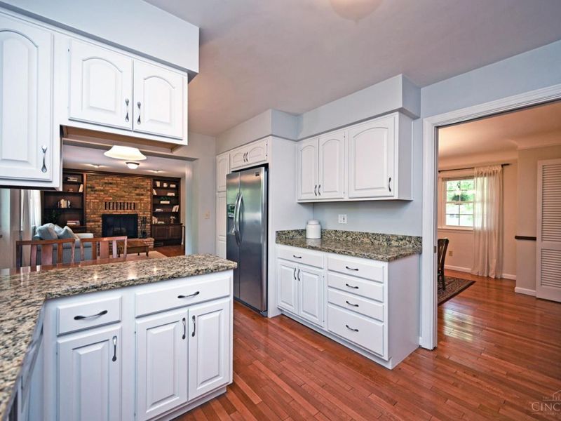 6847 Meadowdale Circle, Madeira, OH 45243 Photo 15