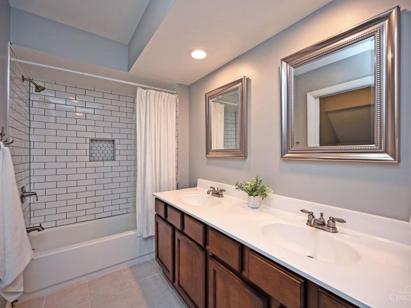 6847 Meadowdale Circle, Madeira, OH 45243 Photo 36