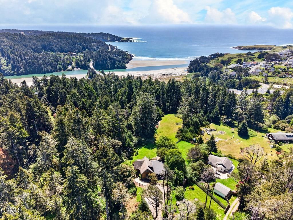 10390 Hills Road, Mendocino, CA 95460 Main Photo