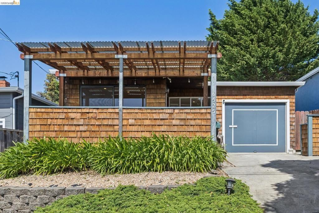 6525 Hazel Ave, Richmond, CA 94805 Main Photo