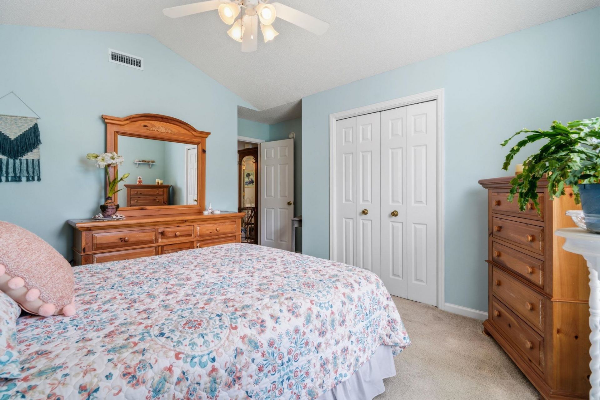 676 Lilly Naz Ln. Photo 23