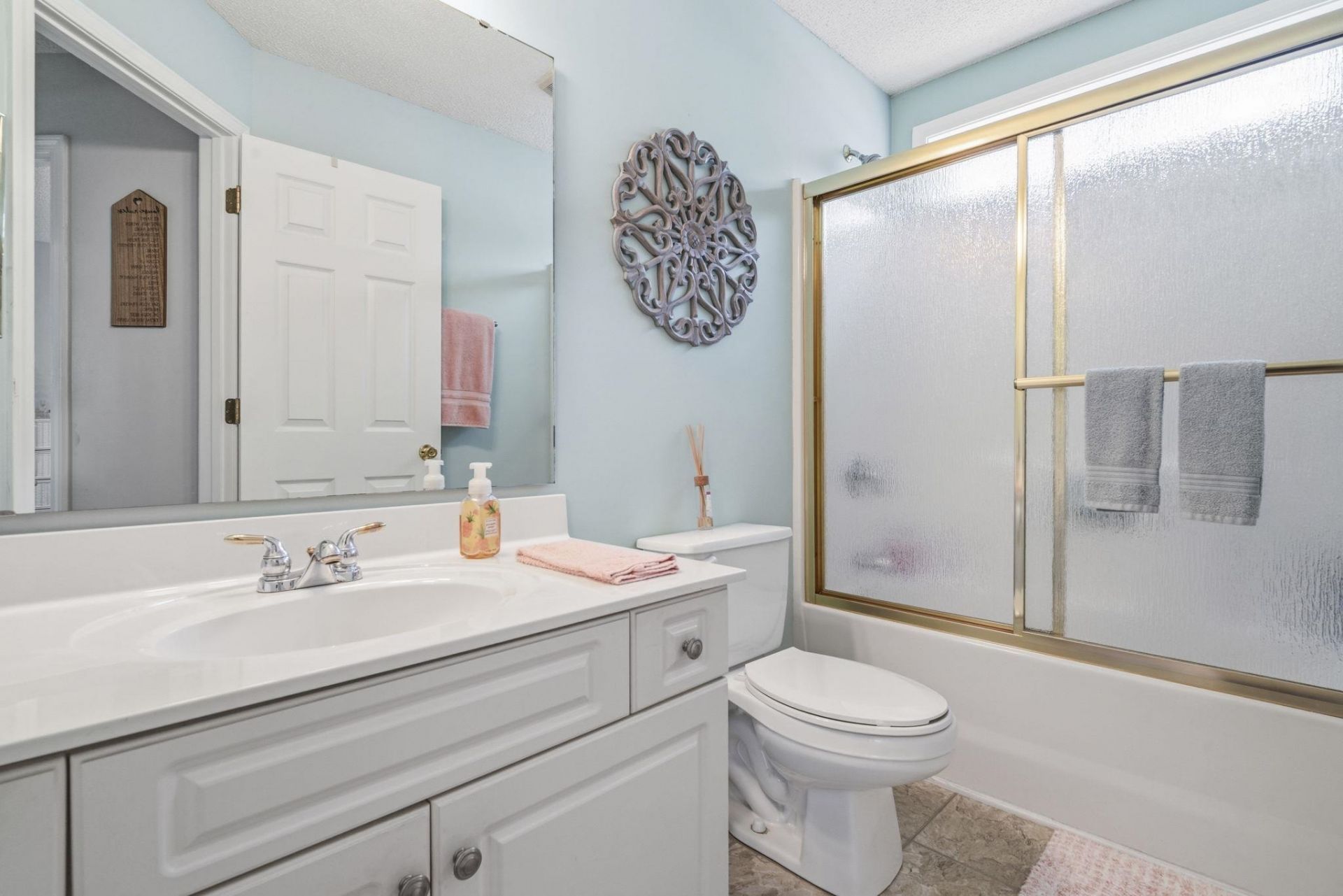 676 Lilly Naz Ln. Photo 24