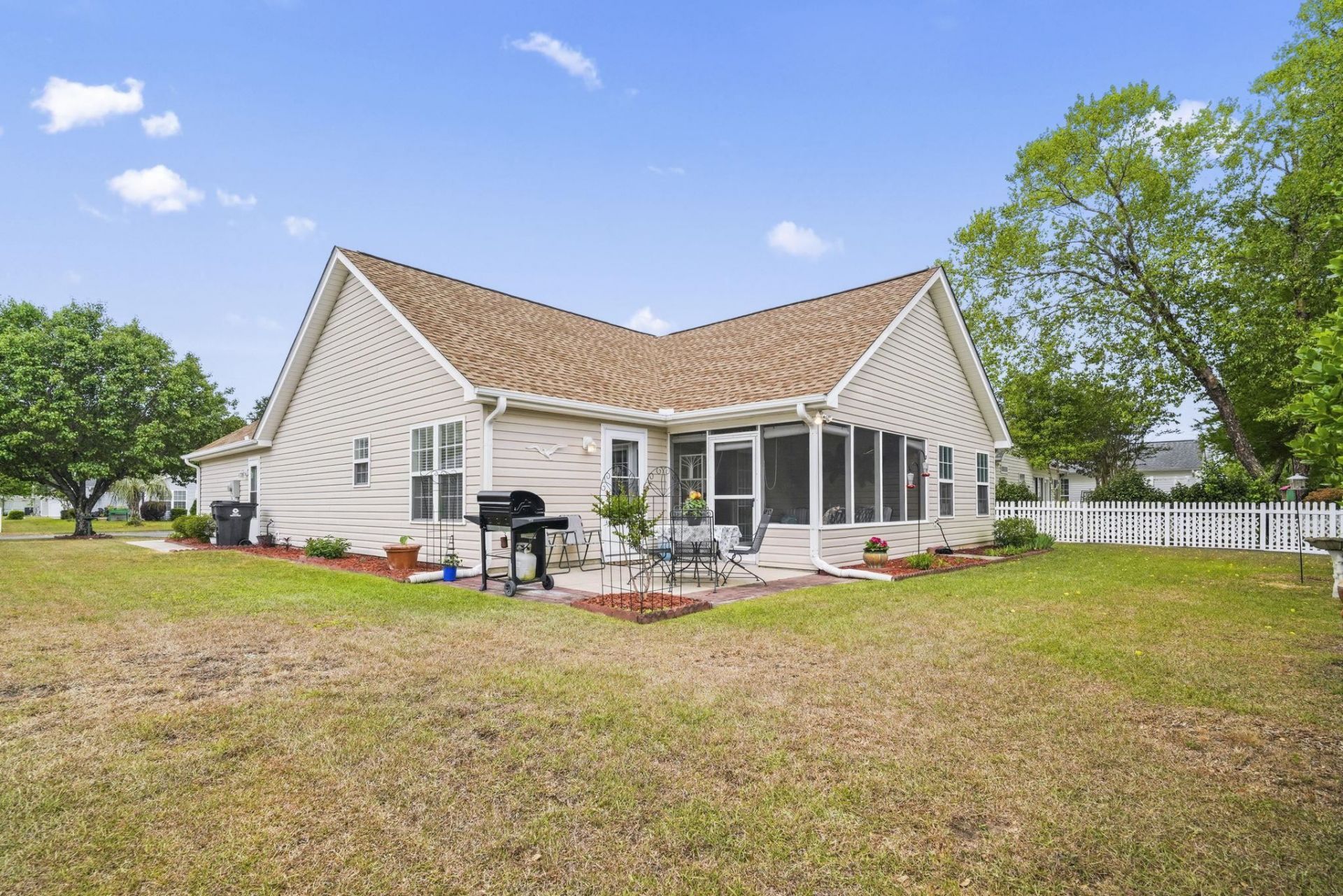 676 Lilly Naz Ln. Photo 35