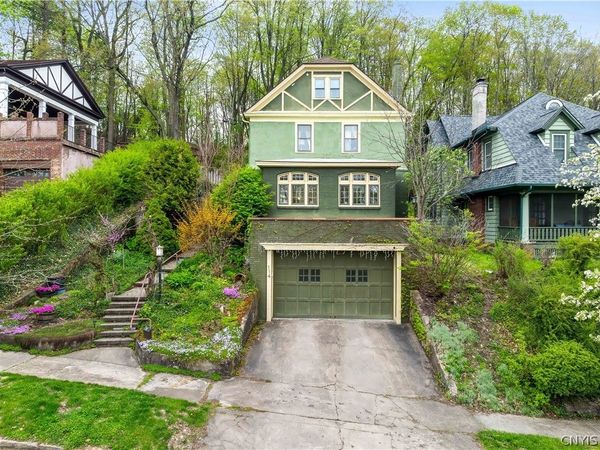 114 Scottholm , Syracuse, NY 13224