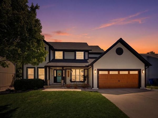 18229 W 157th Terrace, Olathe, KS 66062