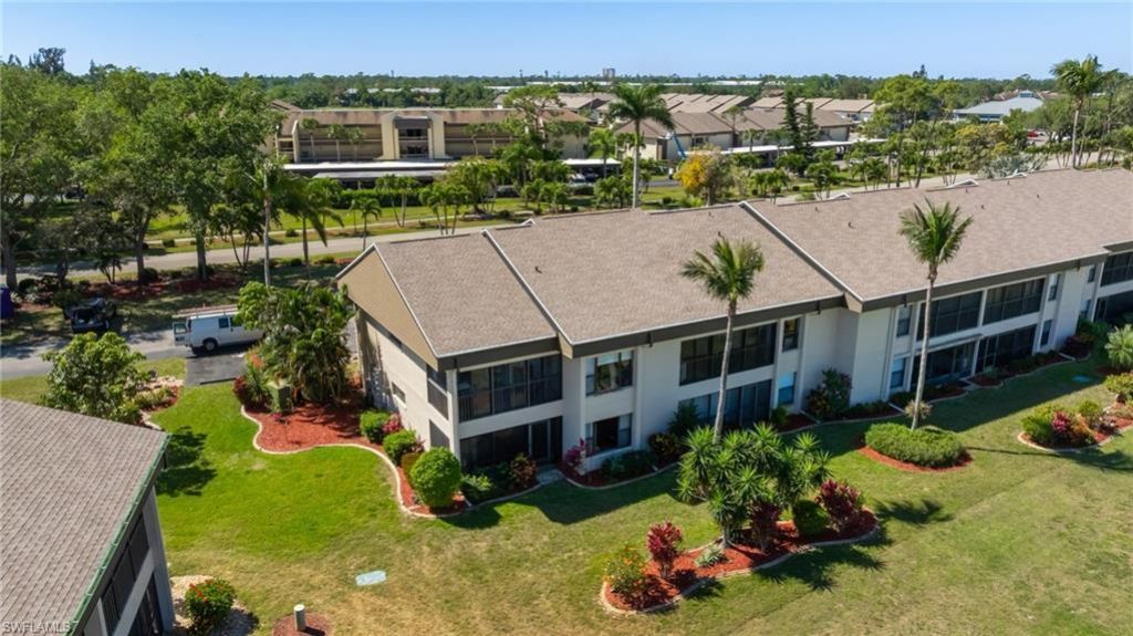 5805 Trailwinds Dr, Unit 326, Fort Myers, FL 33907 Photo