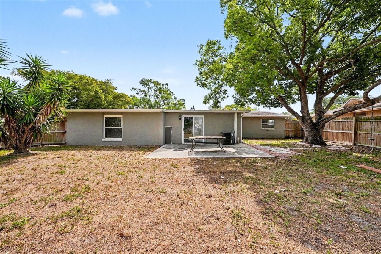 6145 Maplewood Drive, New Port Richey, FL 34653 Photo