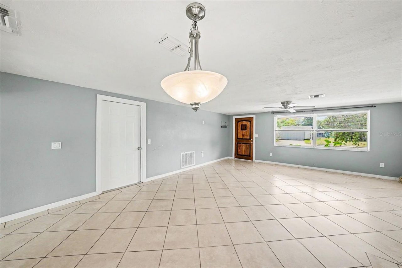 6145 Maplewood Drive, New Port Richey, FL 34653 Photo