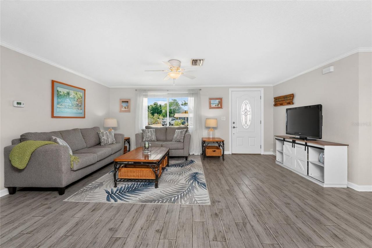 650 Leach Street, Englewood, FL 34223 Photo