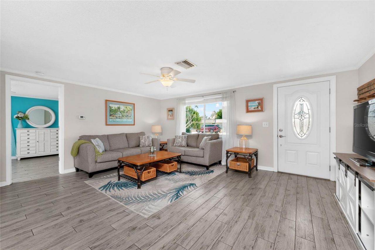 650 Leach Street, Englewood, FL 34223 Photo