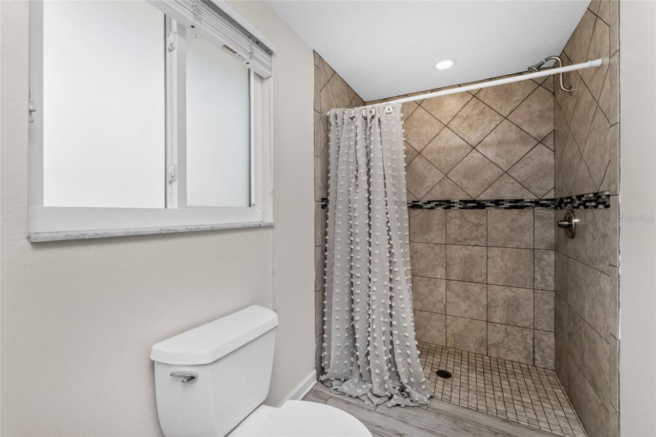 650 Leach Street, Englewood, FL 34223 Photo