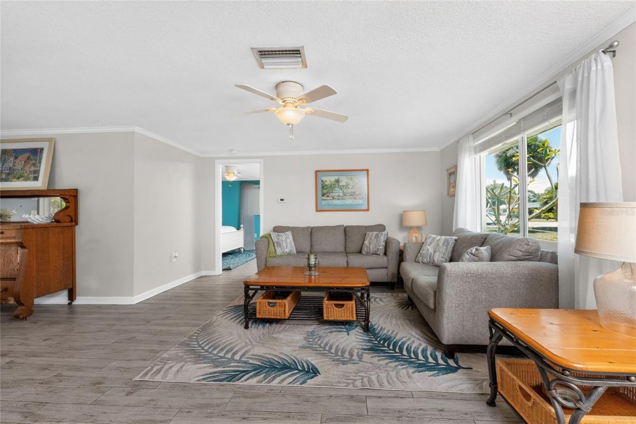 650 Leach Street, Englewood, FL 34223 Photo