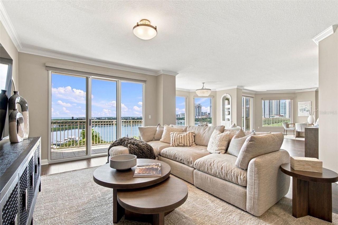 555 5th Avenue Ne, Unit 711, Saint Petersburg, FL 33701 Photo