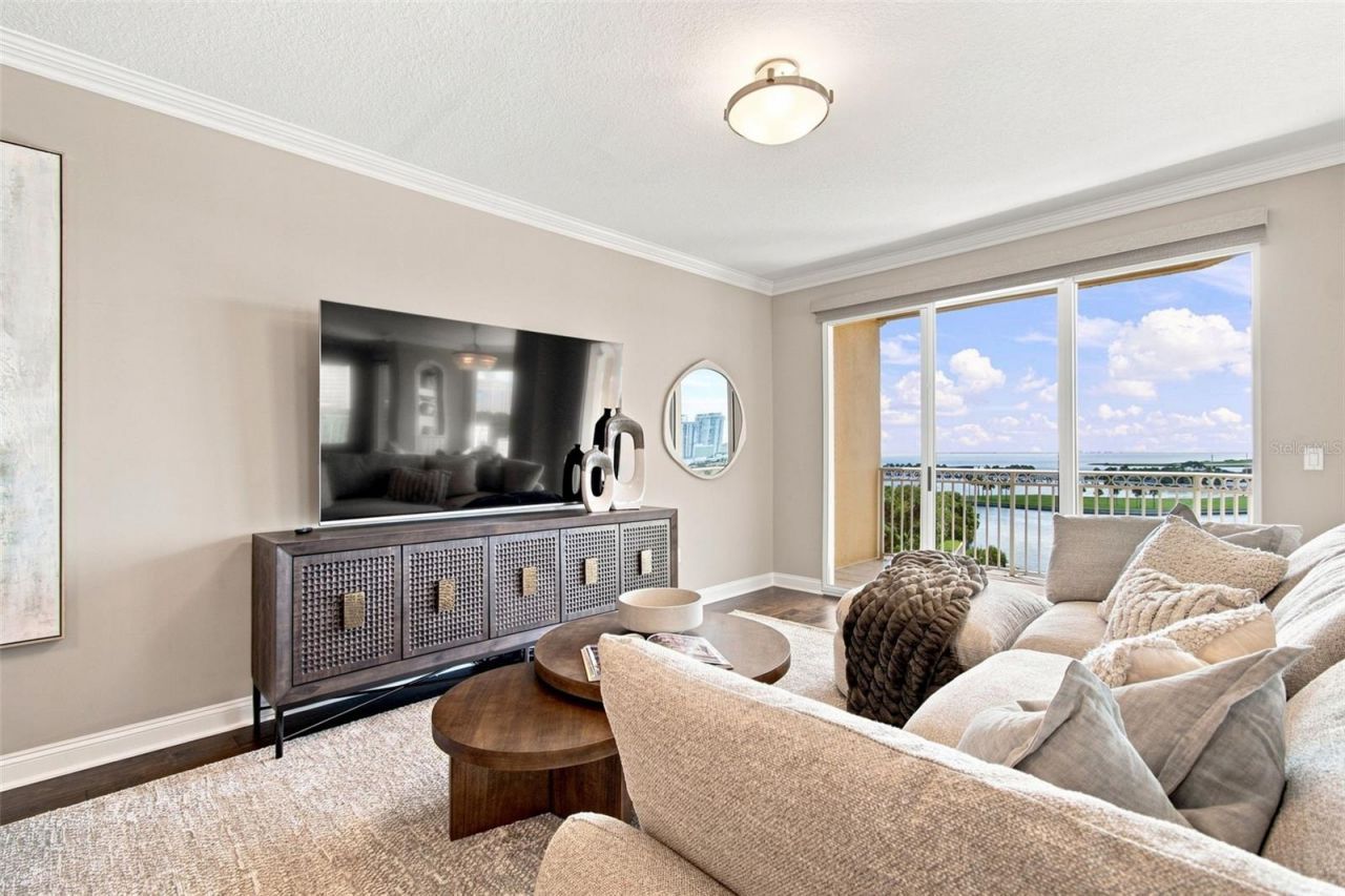 555 5th Avenue Ne, Unit 711, Saint Petersburg, FL 33701 Photo