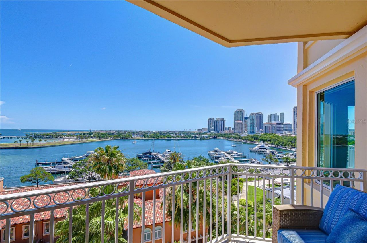 555 5th Avenue Ne, Unit 711, Saint Petersburg, FL 33701 Photo