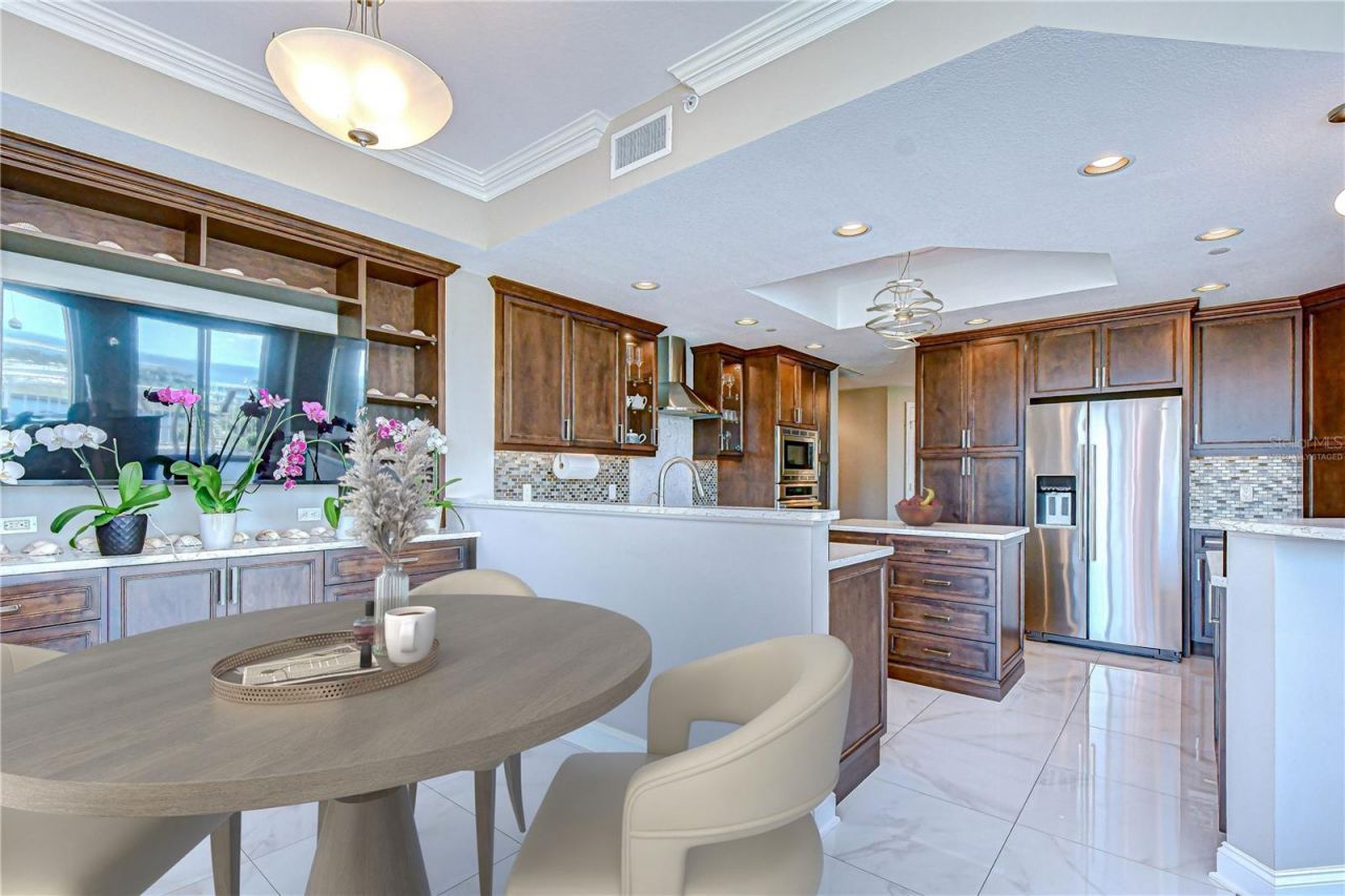 555 5th Avenue Ne, Unit 711, Saint Petersburg, FL 33701 Photo
