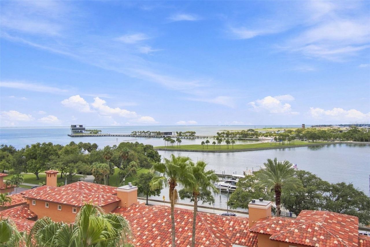 555 5th Avenue Ne, Unit 711, Saint Petersburg, FL 33701 Photo