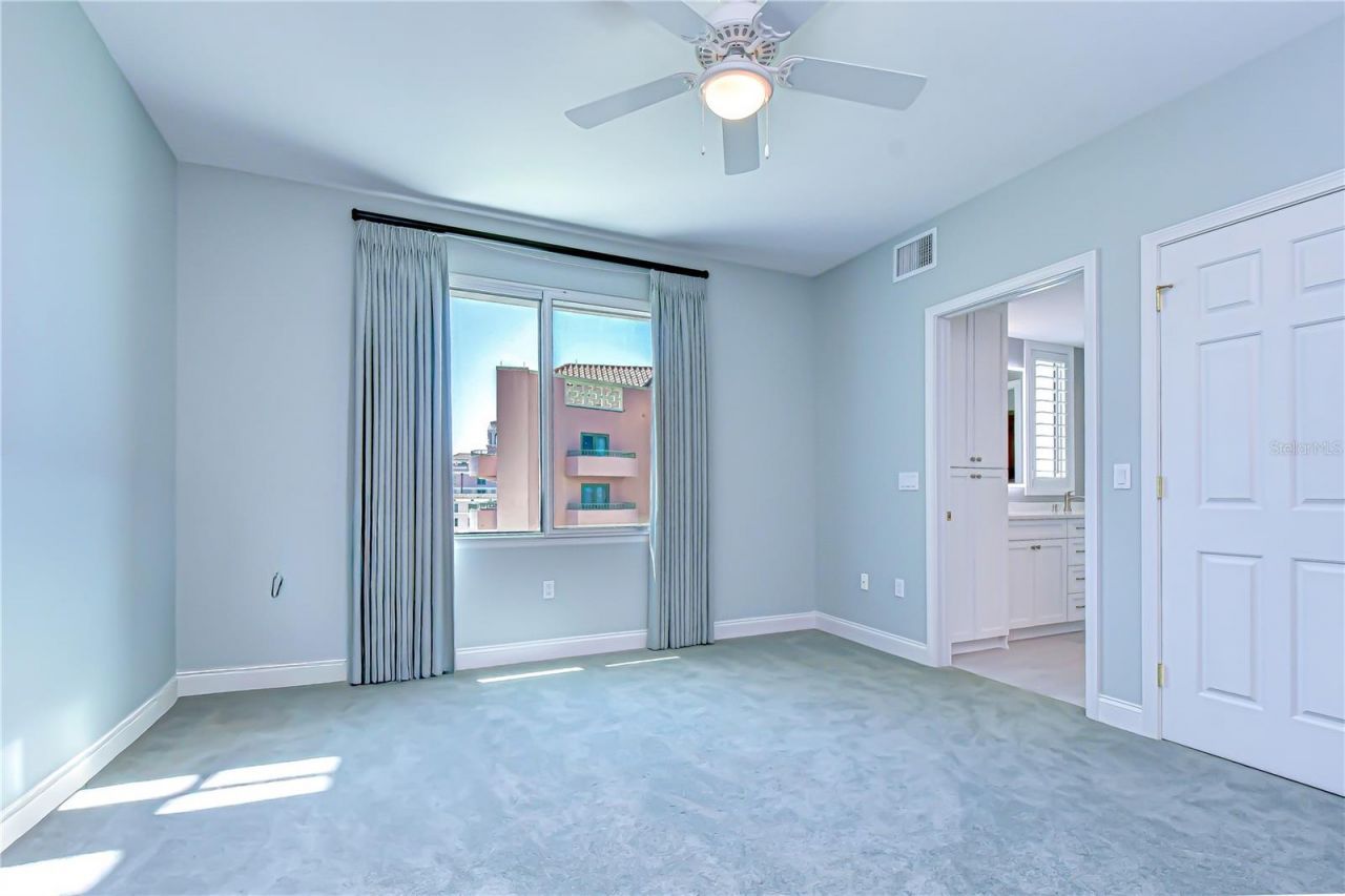 555 5th Avenue Ne, Unit 711, Saint Petersburg, FL 33701 Photo