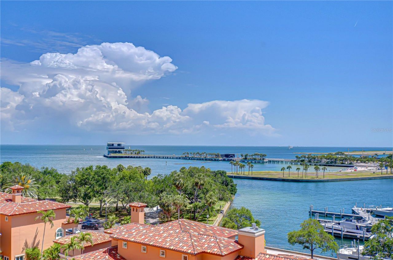 555 5th Avenue Ne, Unit 711, Saint Petersburg, FL 33701 Photo