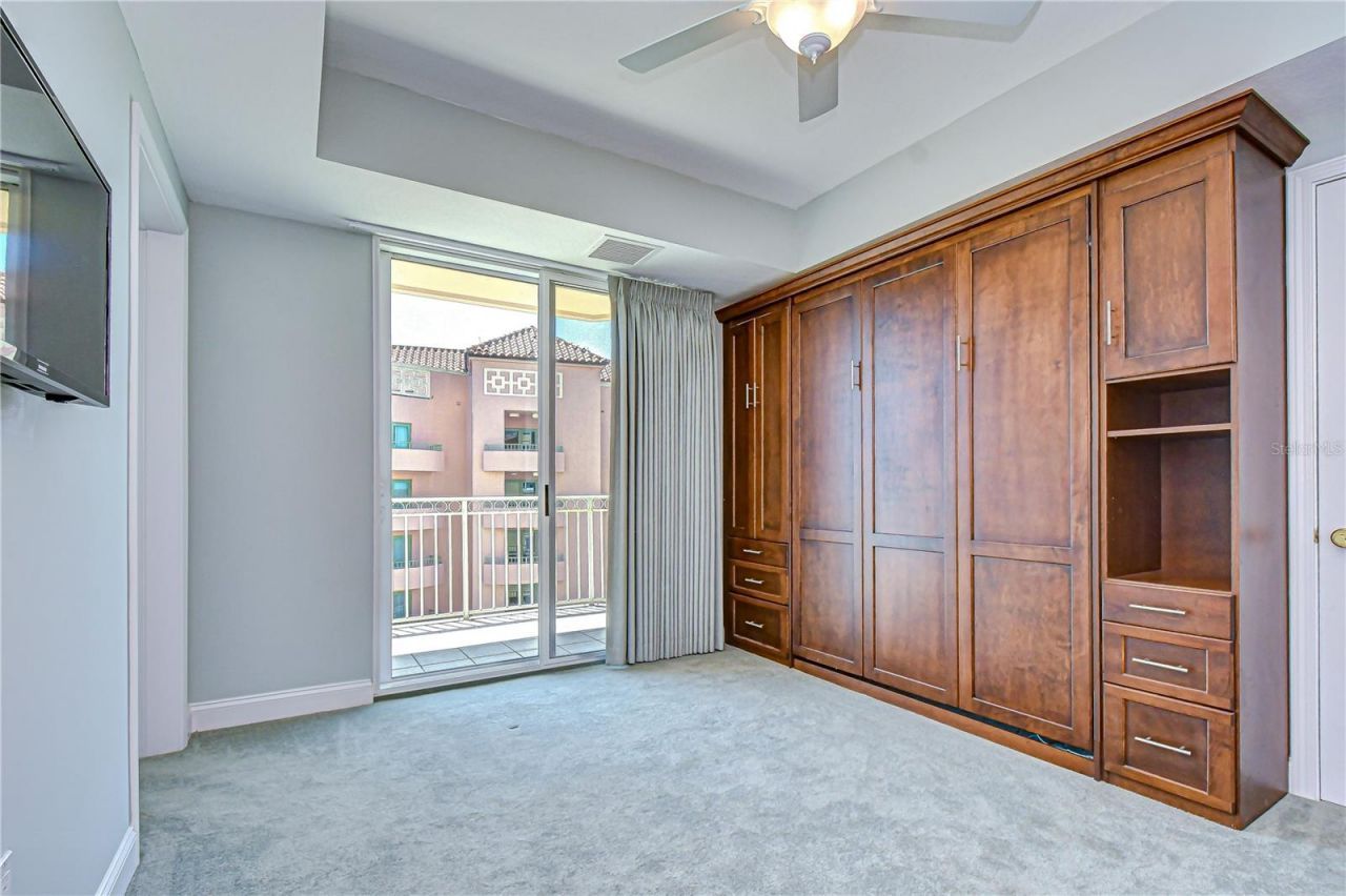 555 5th Avenue Ne, Unit 711, Saint Petersburg, FL 33701 Photo