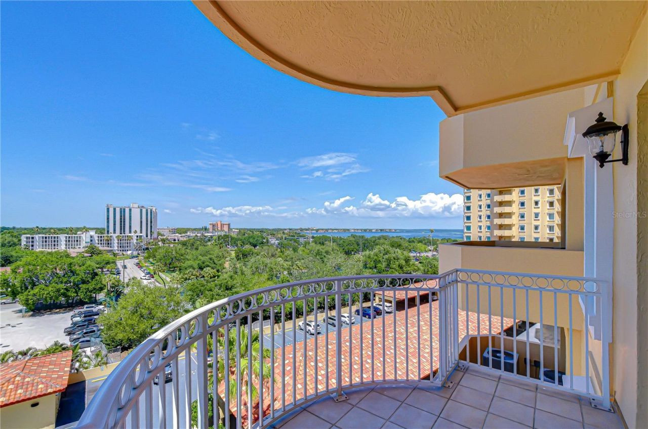 555 5th Avenue Ne, Unit 711, Saint Petersburg, FL 33701 Photo