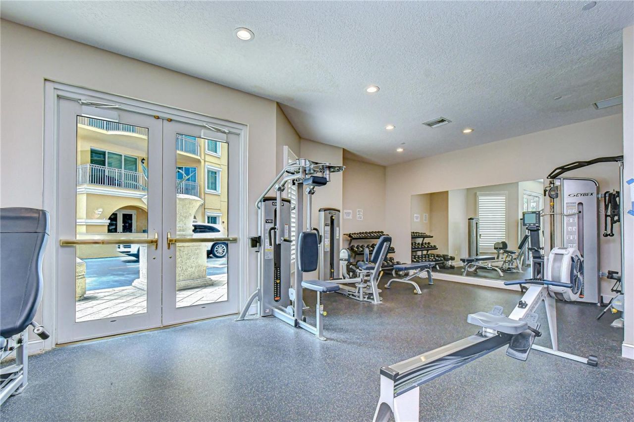 555 5th Avenue Ne, Unit 711, Saint Petersburg, FL 33701 Photo