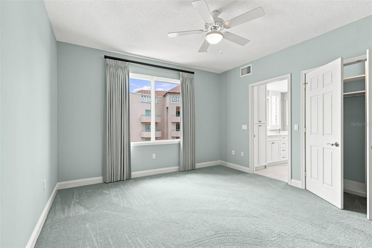 555 5th Avenue Ne, Unit 711, Saint Petersburg, FL 33701 Photo