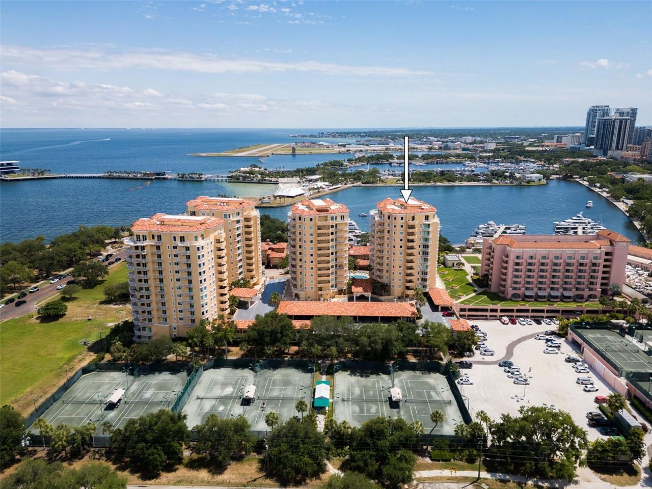 555 5th Avenue Ne, Unit 711, Saint Petersburg, FL 33701 Photo