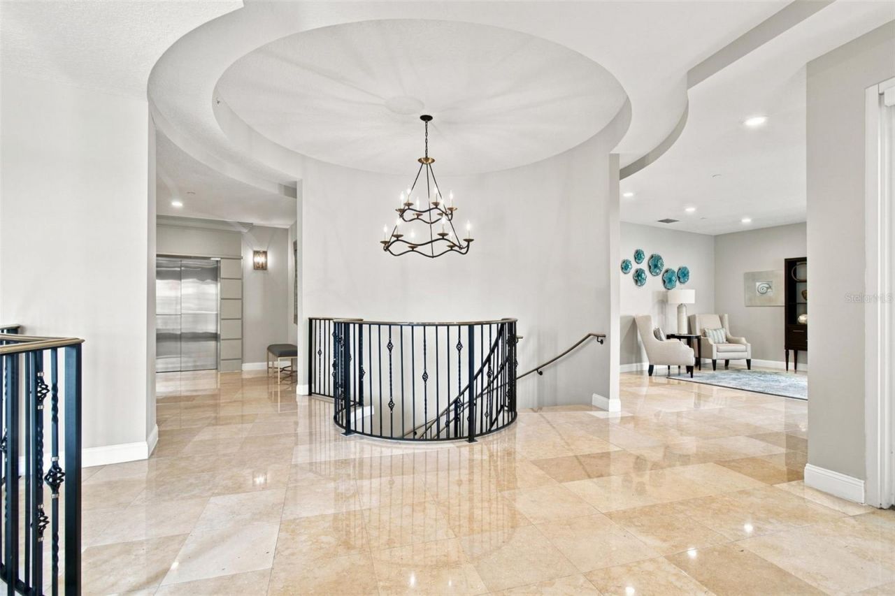555 5th Avenue Ne, Unit 711, Saint Petersburg, FL 33701 Photo