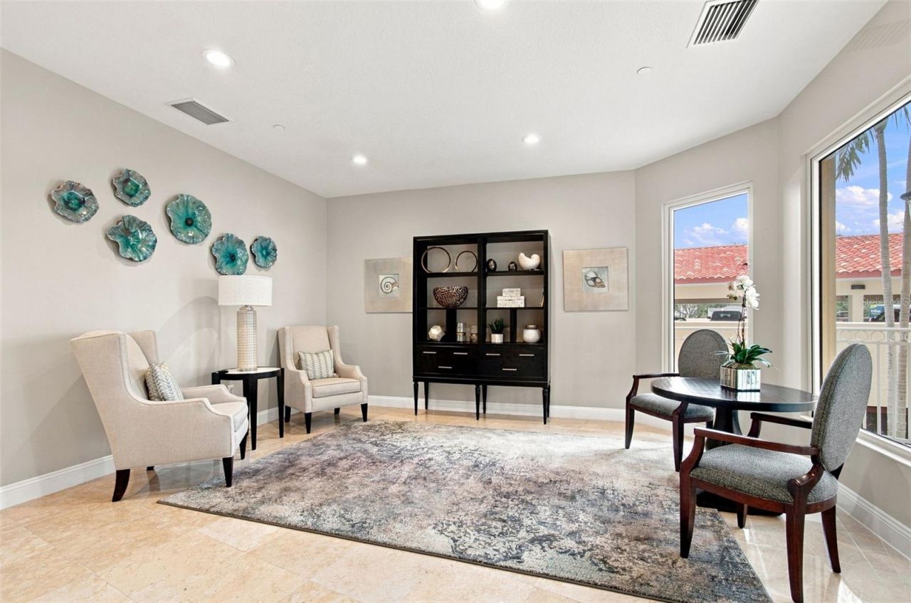 555 5th Avenue Ne, Unit 711, Saint Petersburg, FL 33701 Photo