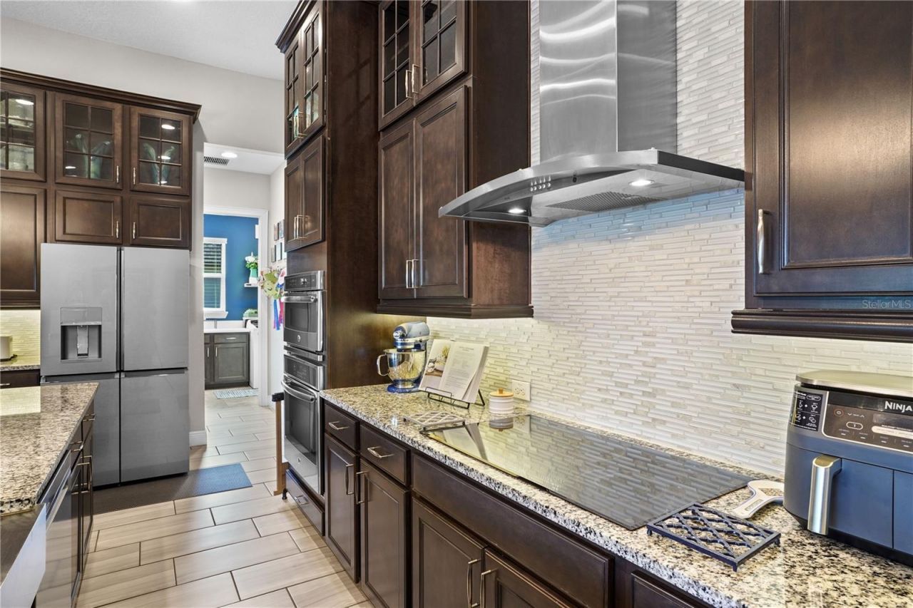25863 Crossings Bluff Lane, Sorrento, FL 32776 Photo