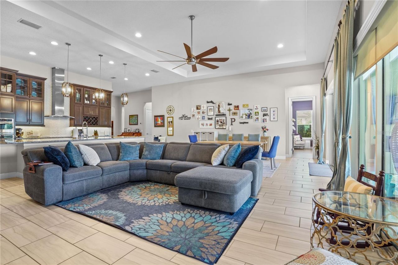 25863 Crossings Bluff Lane, Sorrento, FL 32776 Photo