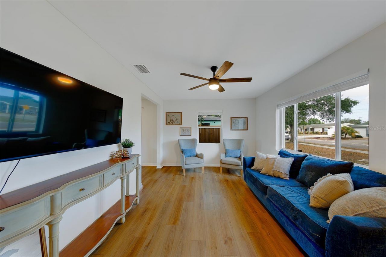 4710 11th Avenue N, Saint Petersburg, FL 33713 Photo