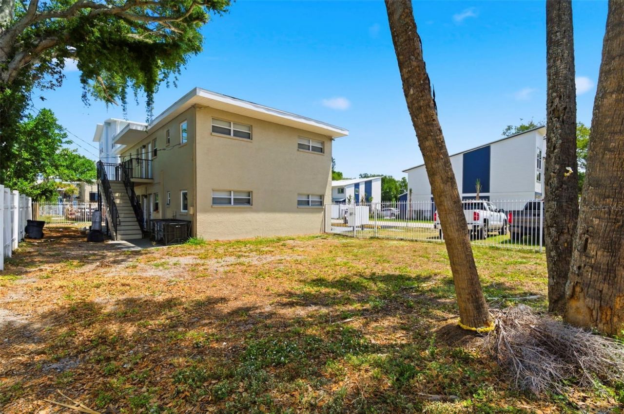 1799 Russell Street S, Unit 3, Saint Petersburg, FL 33712 Photo