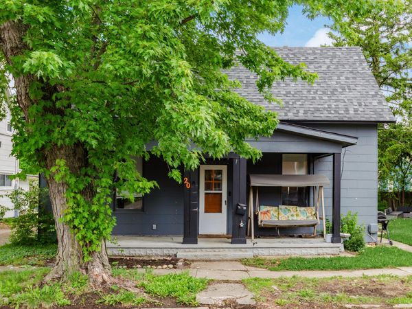 20 S High Street , Mount Sterling, OH 43143