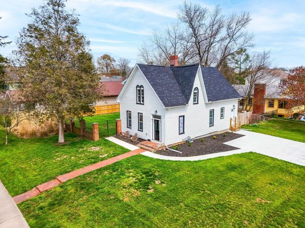 92 N Vine Street , Westerville, OH 43081