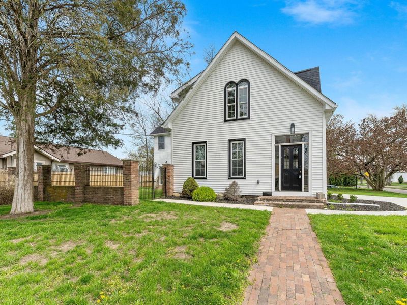 92 N Vine Street , Westerville, OH 43081 Photo 2
