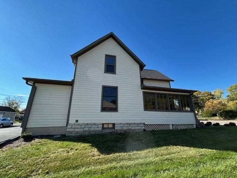 96 E Franklin Street, Centerville, OH 45459 Photo 4