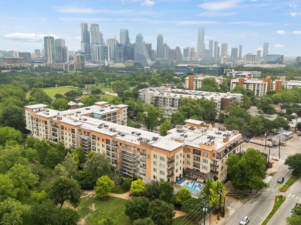 1900 Barton Springs RD , Unit 5015, Austin, TX 78704