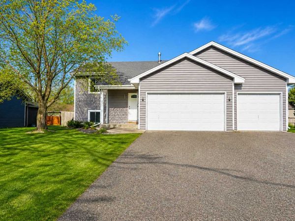 12382 Ivywood Street NW, Coon Rapids, MN 55433