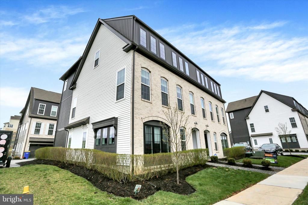 3145 Grove Court, Mechanicsburg, PA 17055 Main Photo