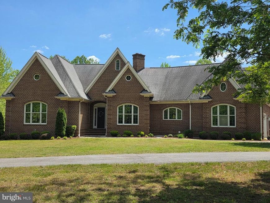 7205 S Flint Hill Road S, Owings, MD 20736 Main Photo