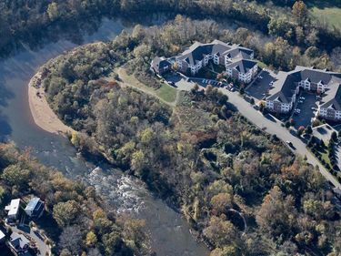 300 RIVERBEND DR , Unit 2A, CHARLOTTESVILLE, VA 22911